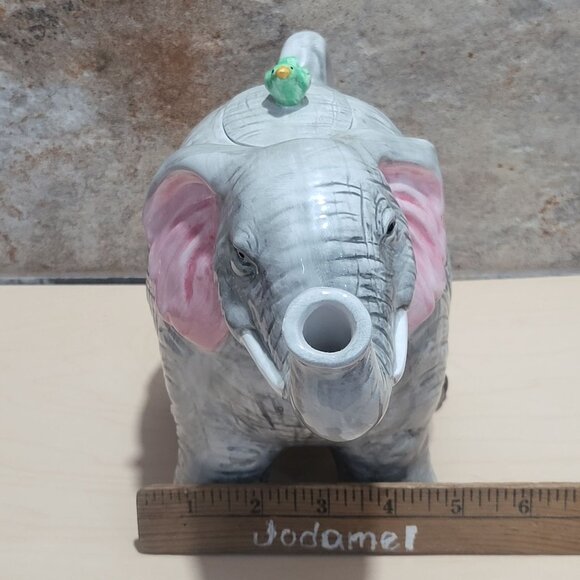 Vintage Ceramic Elephant Teapot Bird Finial Lid - Picture 8 of 11